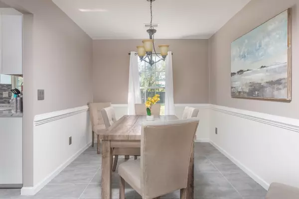 North Charleston, SC 29420,8351 Coventry Ct