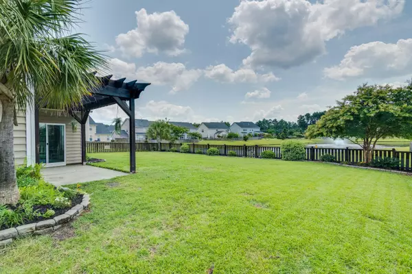 Summerville, SC 29486,153 Royal Star Rd
