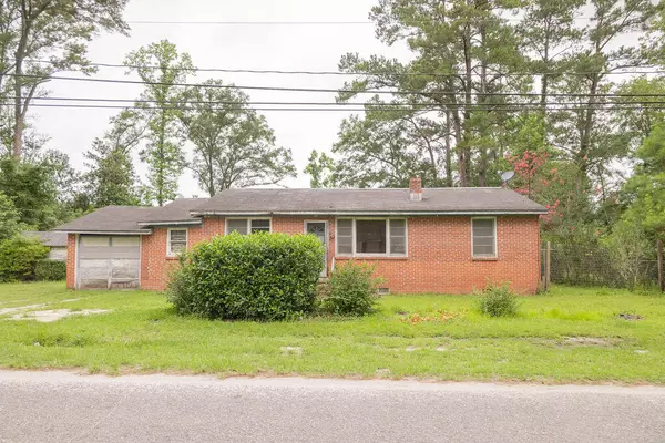Walterboro, SC 29488,605 Poplar St