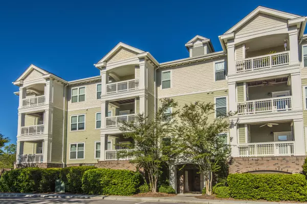 2244 Ashley Crossing Dr #323, Charleston, SC 29414