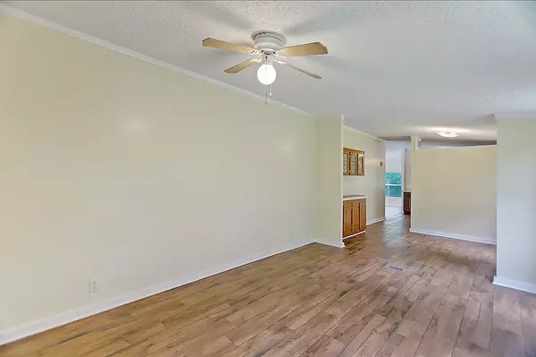 Saint Stephen, SC 29479,909 Fauling Rd