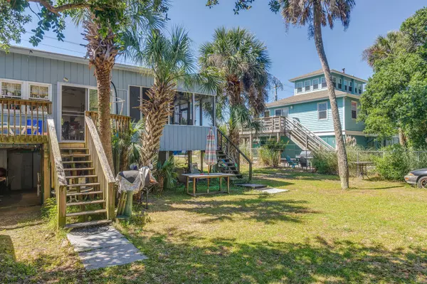 Folly Beach, SC 29439,608 E Arctic Ave