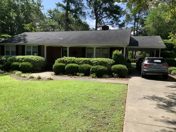 110 N Meadow Dr, Manning, SC 29102