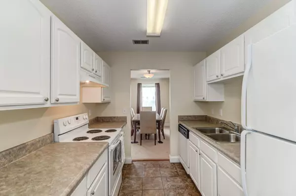 Charleston, SC 29412,1320 Pinnacle Ln