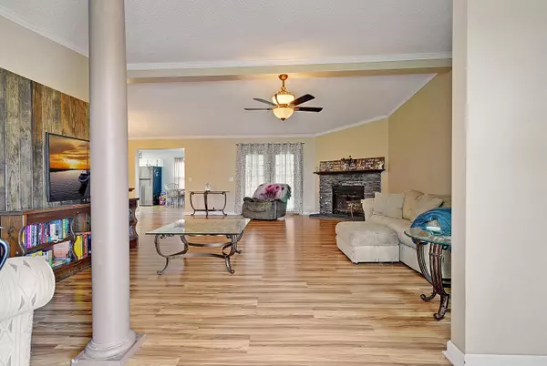 Andrews, SC 29510,8756 Saints Delight Rd