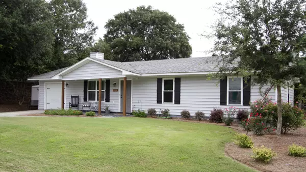 Moncks Corner, SC 29461,1109 Meade St