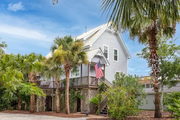 708 E Erie Ave, Folly Beach, SC 29439