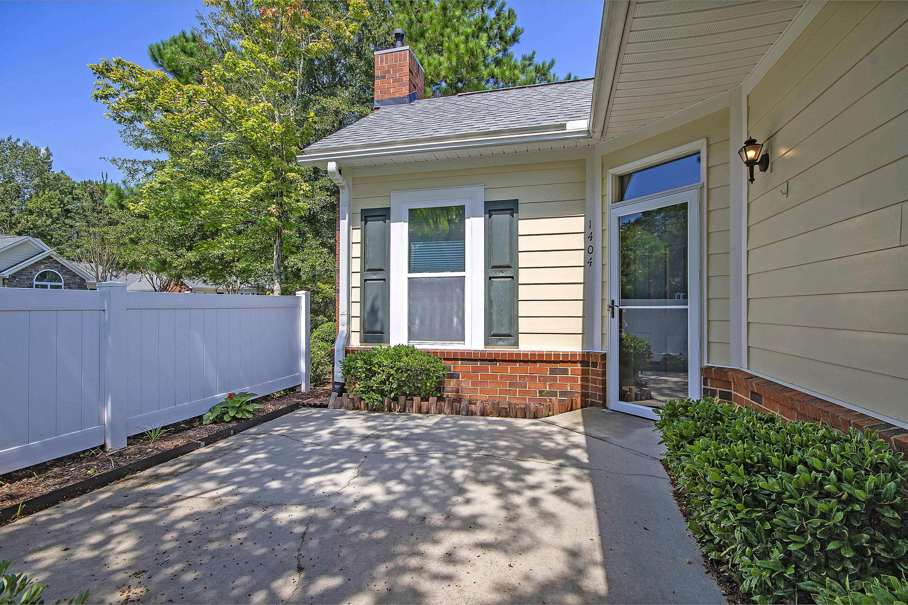Charleston, SC 29420,8800 Dorchester Rd #1404