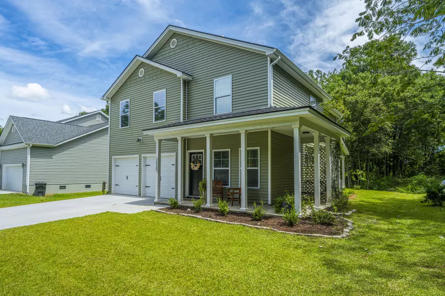 115 Perry Dr, Summerville, SC 29483