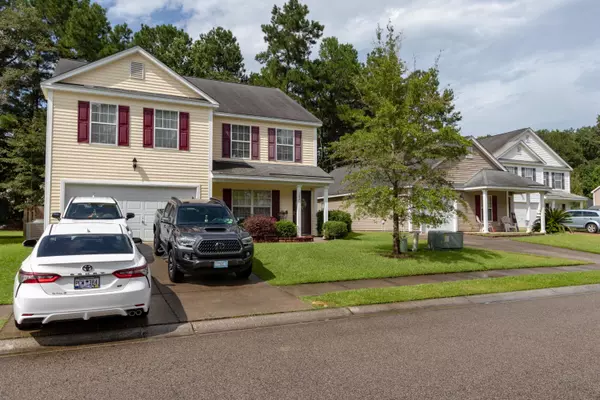 Summerville, SC 29483,124 Venice St