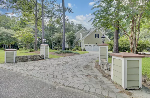 Summerville, SC 29485,101 Rhetts Way