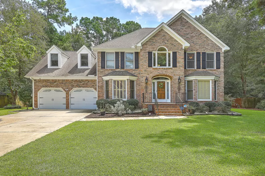 309 King Charles Cir, Summerville, SC 29485