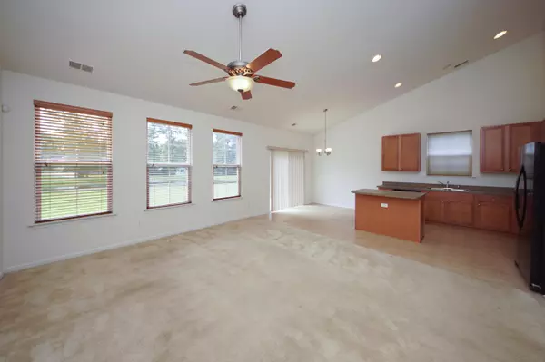 North Charleston, SC 29420,8023 Hyannis Ct