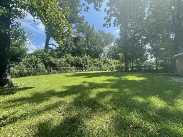 North Charleston, SC 29420,103 Dorchester Manor Blvd