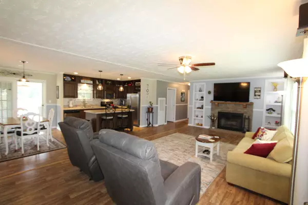 Summerville, SC 29485,288 Pickens St