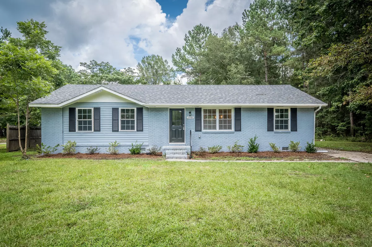 Bonneau, SC 29431,1390 Mail Route Rd