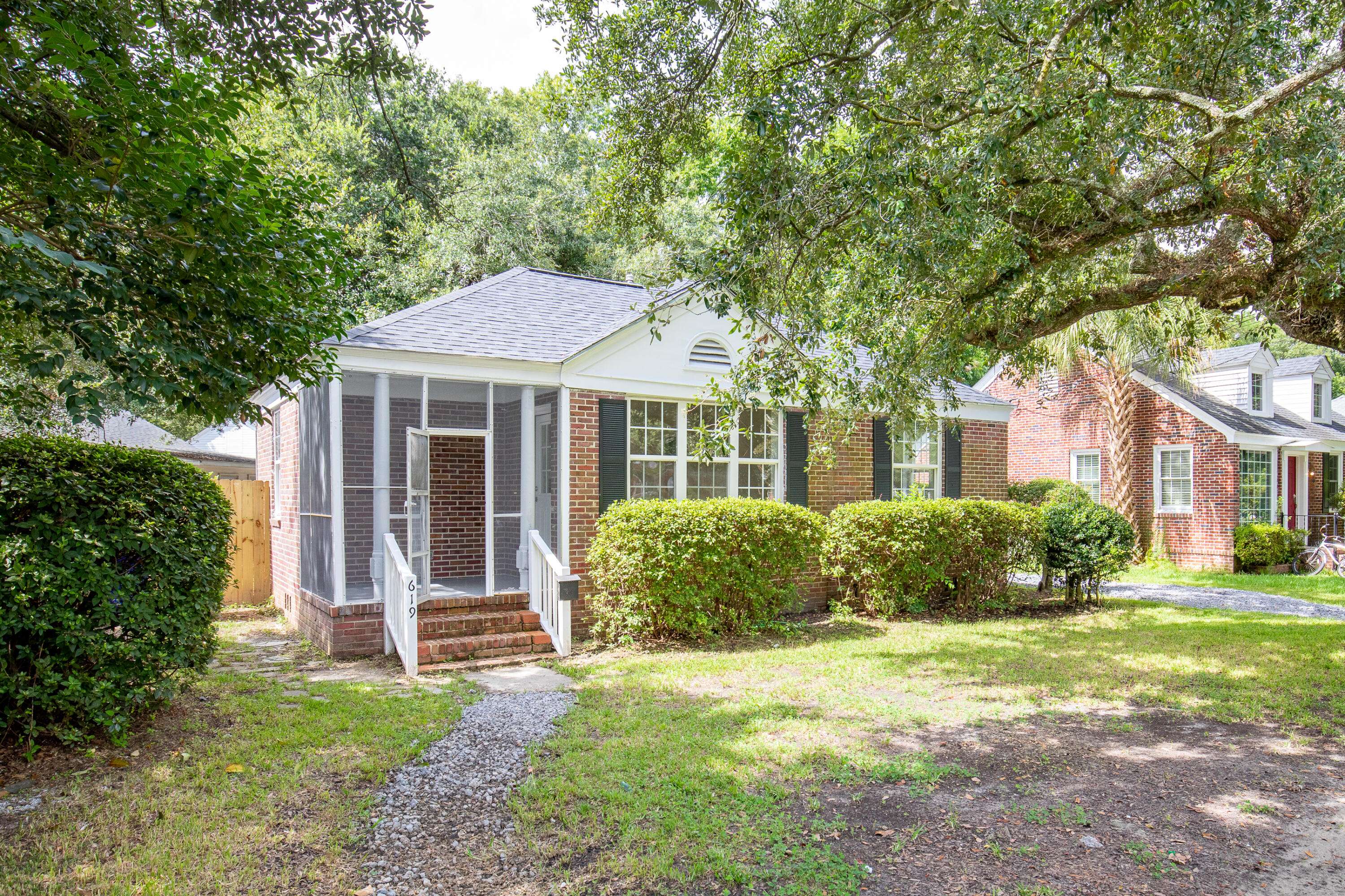 619 Savannah Hwy, Charleston, SC 29407