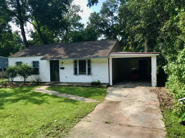 2813 Peacock Ave, North Charleston, SC 29405