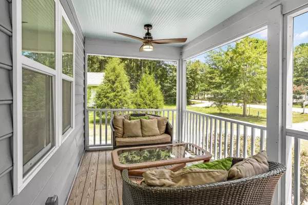 Mount Pleasant, SC 29466,2962 Bobo Rd