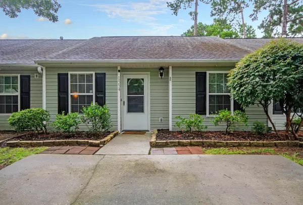 1554 Blaze Ln, Charleston, SC 29412