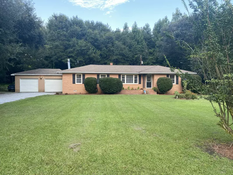 1872 State Rd S-14-28, Alcolu, SC 29001