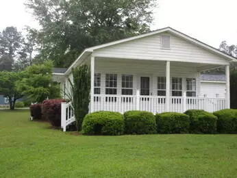 1361 Hobbs Dr, Summerton, SC 29148