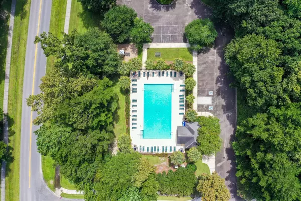 Charleston, SC 29414,410 Manorwood Ln