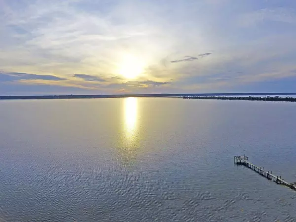 1196 Bridgeview Ln, Summerton, SC 29148