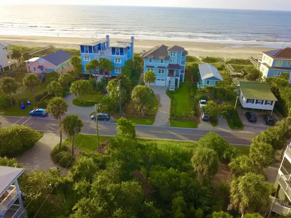 Folly Beach, SC 29439,514 W Ashley Ave