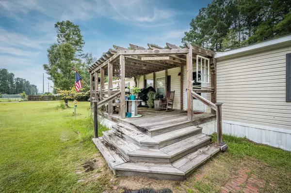 Summerville, SC 29483,250 W Medina St
