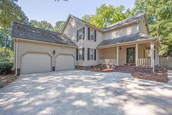 212 Nantucket Dr, Summerville, SC 29485