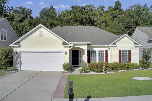 242 Mayfield Dr, Goose Creek, SC 29445