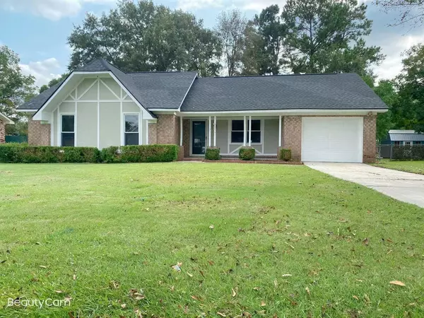 812 Beauregard Rd, Summerville, SC 29486