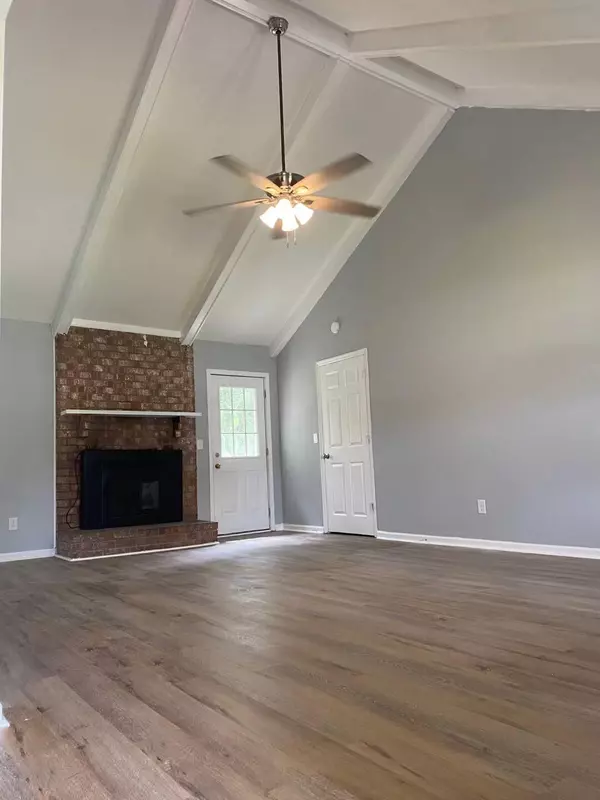 Summerville, SC 29486,812 Beauregard Rd