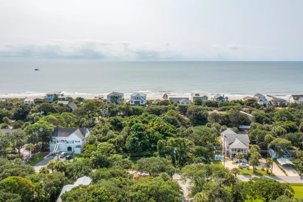 1108 E Ashley Ave, Folly Beach, SC 29439