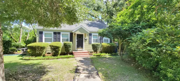17 Penn Ave, Charleston, SC 29407