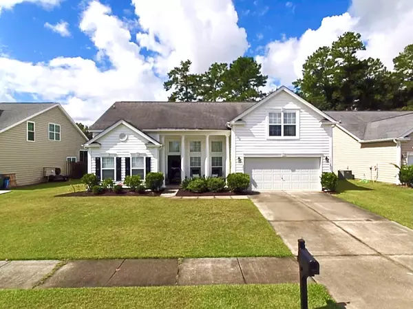 7612 Stargazer Dr, Hanahan, SC 29410