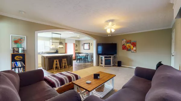 Bonneau, SC 29431,1099 Walleye Rd