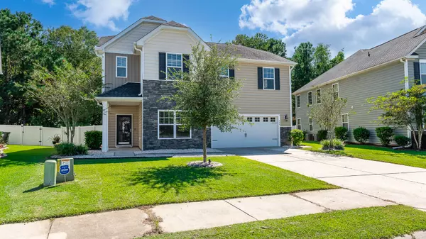 409 Fetterbush Dr, Moncks Corner, SC 29461