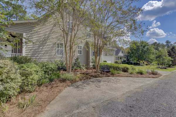 Summerville, SC 29483,419 Waring St