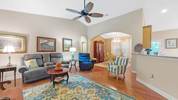 Ladson, SC 29456,9609 Spencer Woods Rd