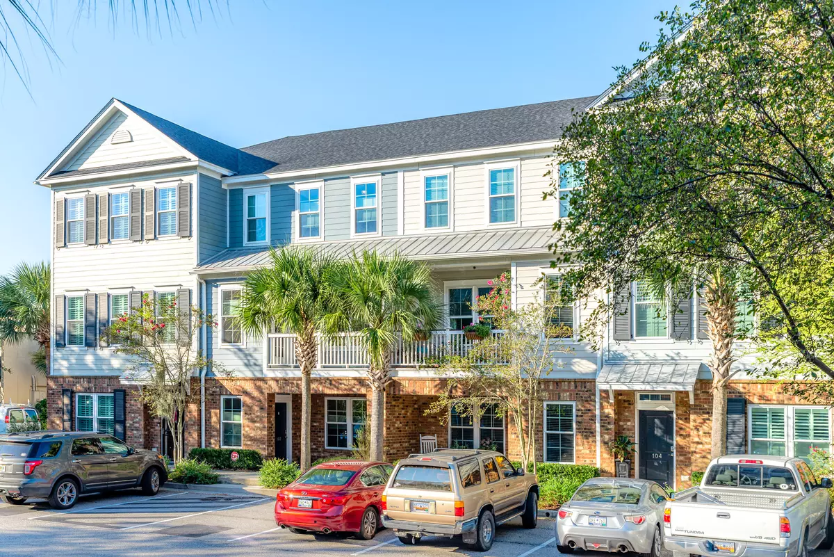 Mount Pleasant, SC 29464,656 Coleman Blvd #102