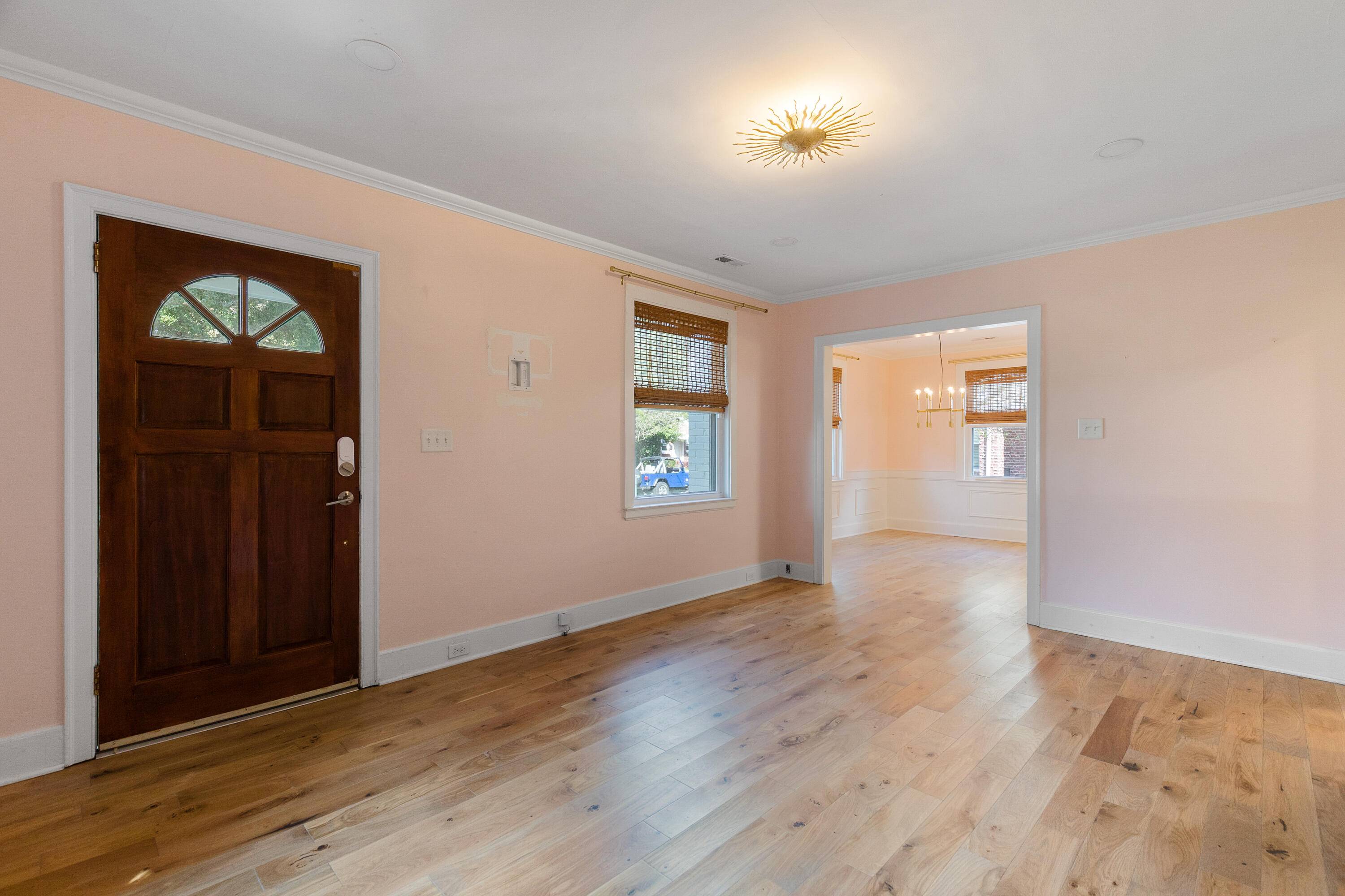 Charleston, SC 29407,21 Craven Ave