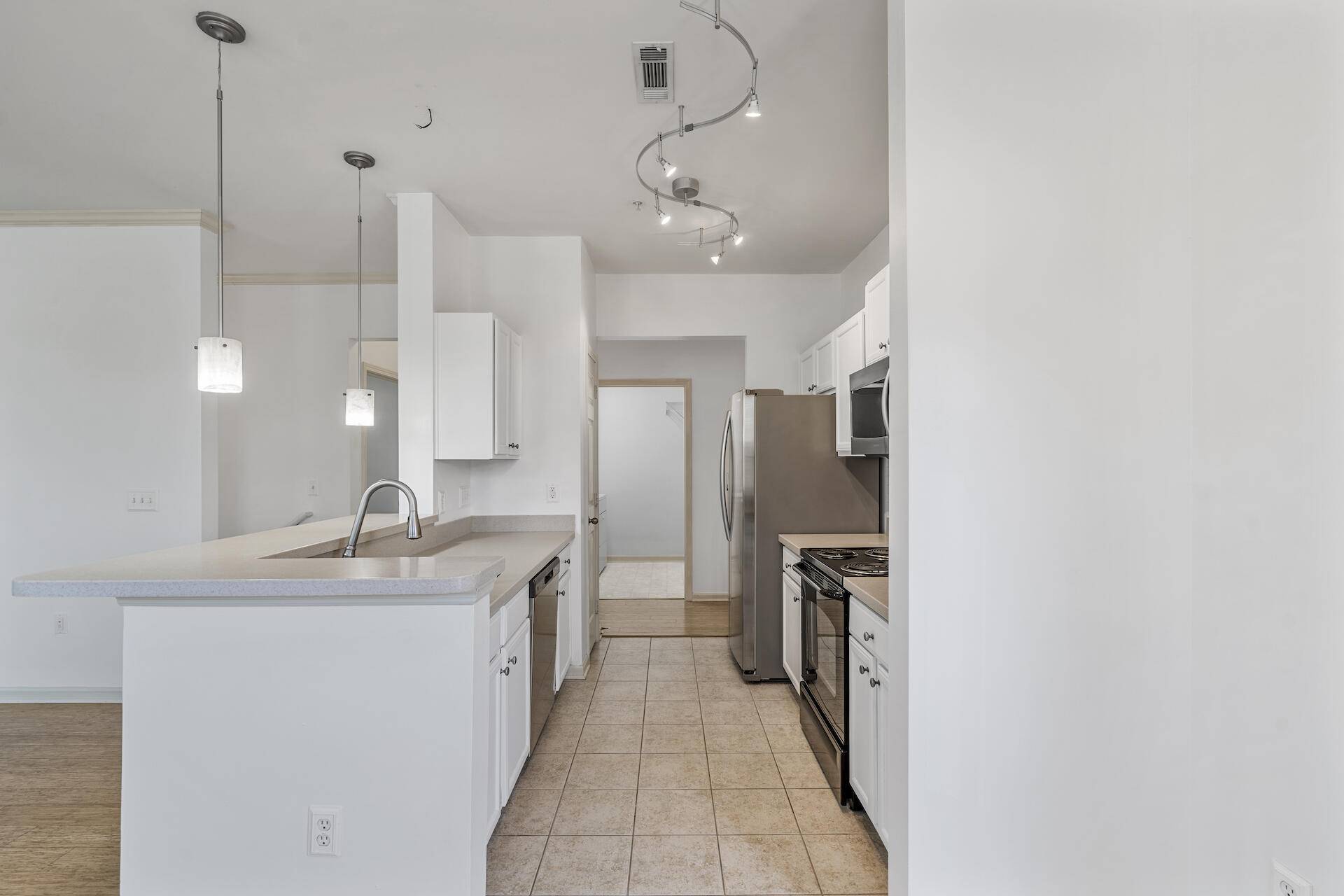 Charleston, SC 29492,1225 Blakeway St #602