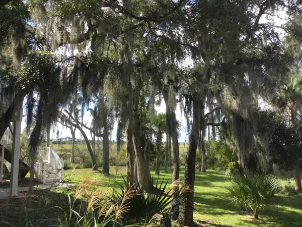 Edisto Island, SC 29438,1001 Jungle Shores Dr