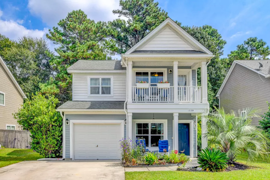 1529 Thoroughbred Blvd, Johns Island, SC 29455