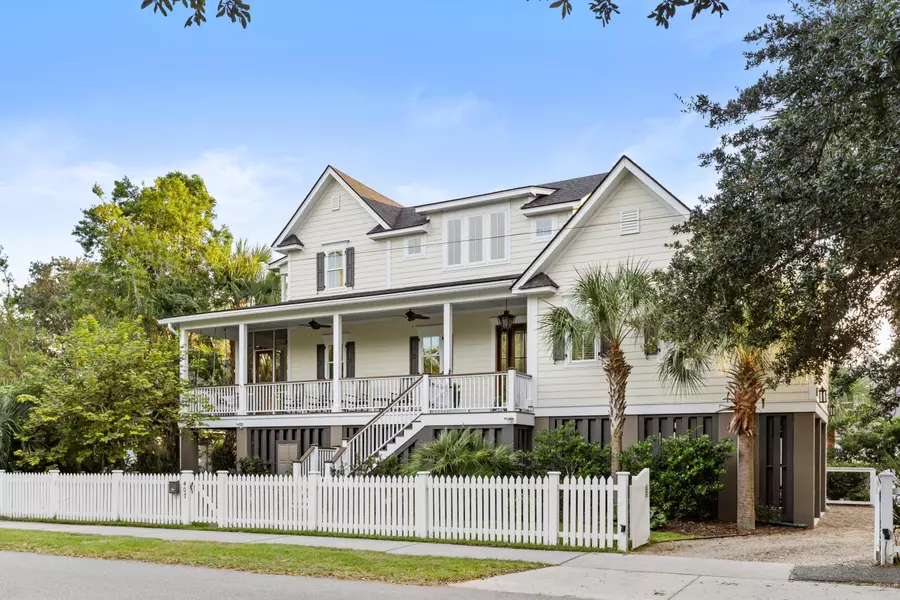 407 Pitt St, Mount Pleasant, SC 29464