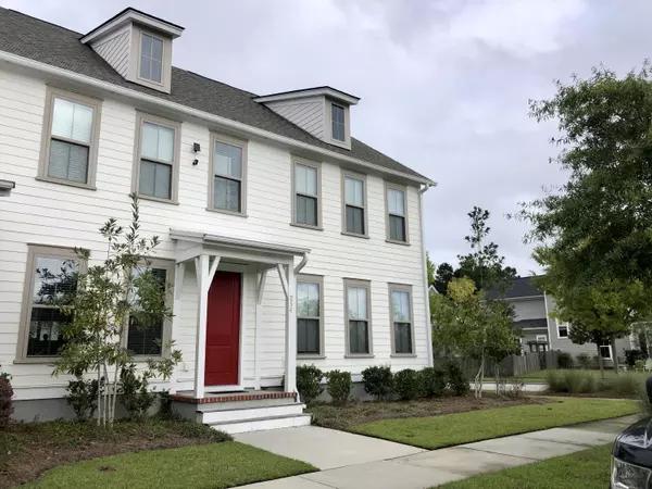 254 Oak Park St, Summerville, SC 29486