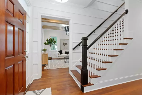 Daniel Island, SC 29492,103 Iron Bottom Ln