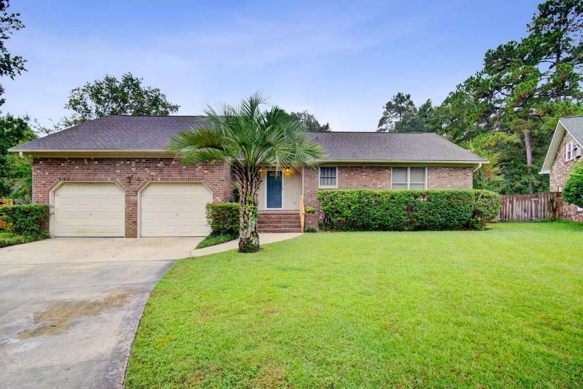 Ladson, SC 29456,907 Larch Pines Ct